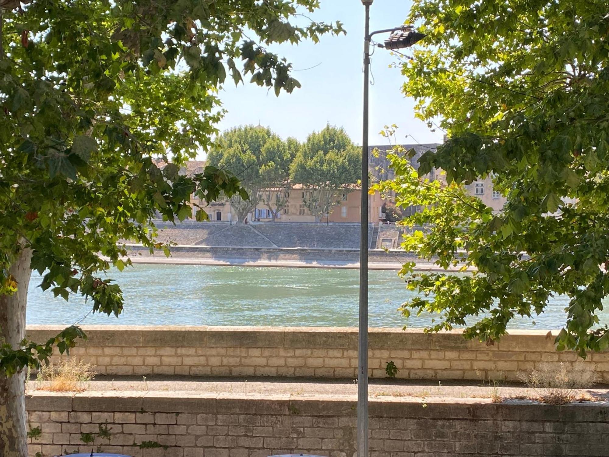 Maison Des Quais 阿爾勒 外观 照片